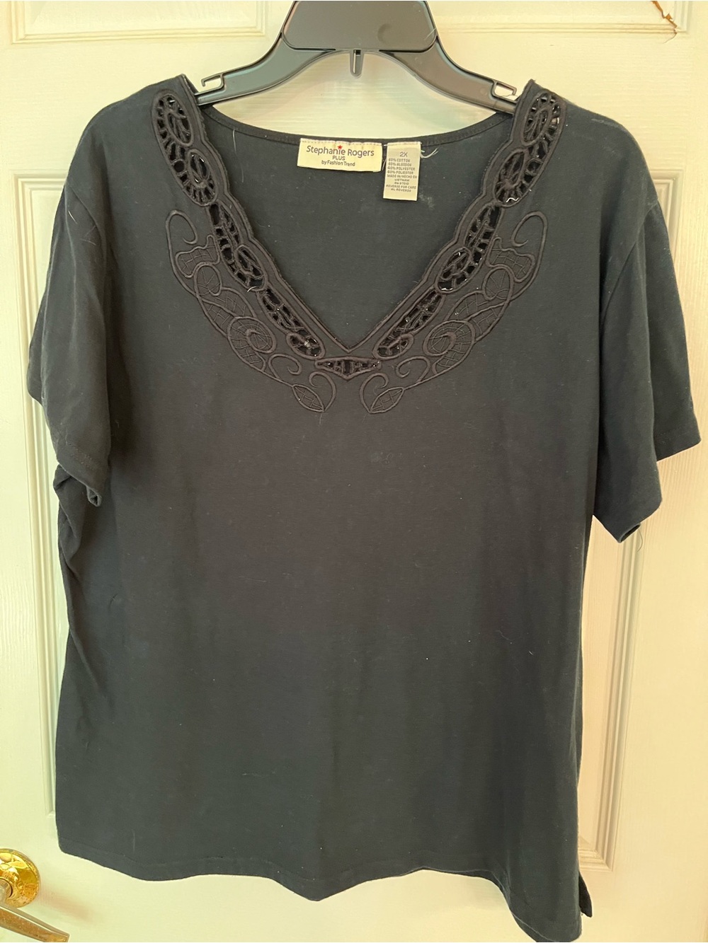 Stephanie Rogers Black Embroidered V-Neck Women's Top 2X